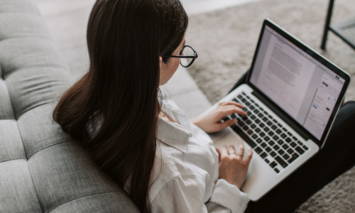 ASYSTENTKA WIRTUALNA